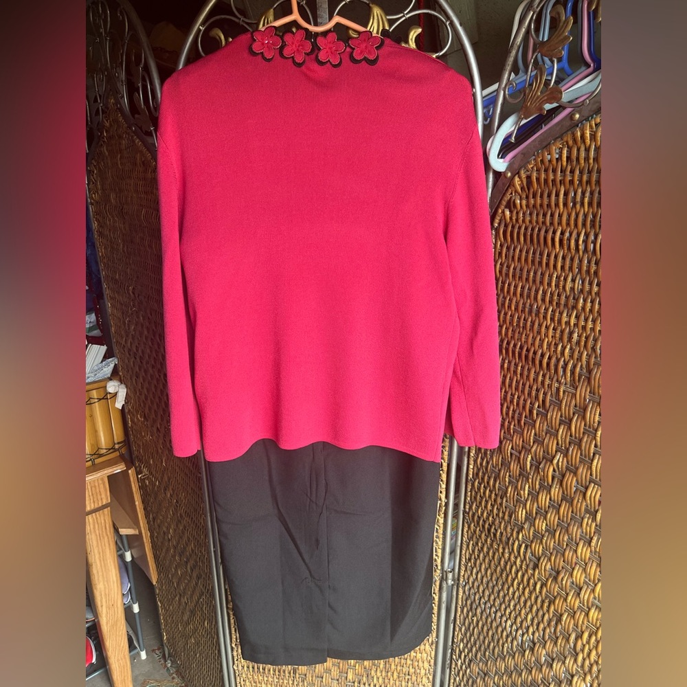 Not a set-goes together perfect Ladies Black Dress Size 14 Sweater Hot Pink L - Picture 2 of 4